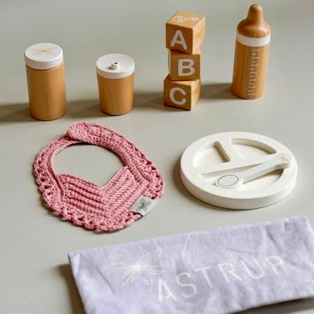 Astrup® Wooden Pretend Play Doll Feeding Set | 9 Pieces ⭐️